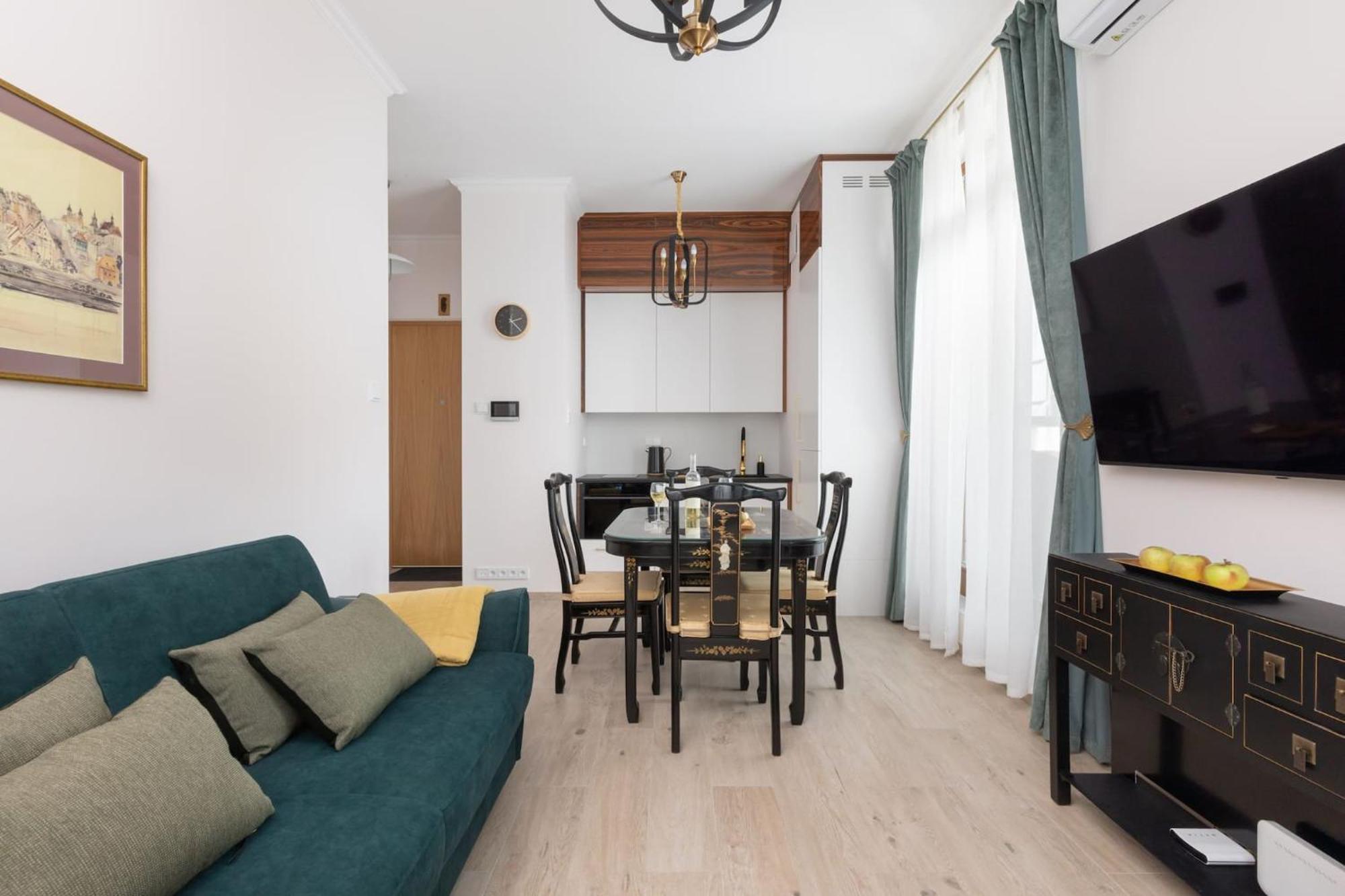 Rent like home - Aleja Solidarności 60B II Warszawa Zewnętrze zdjęcie