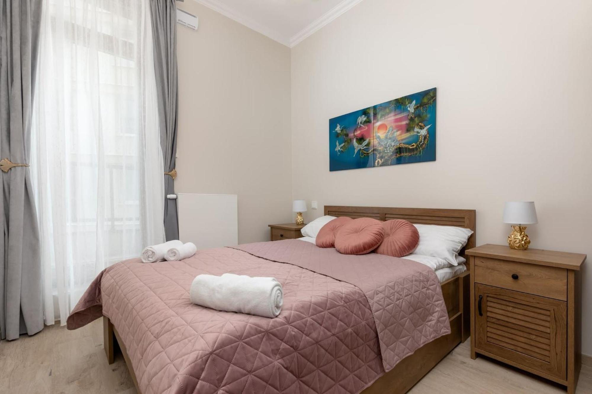 Rent like home - Aleja Solidarności 60B II Warszawa Zewnętrze zdjęcie